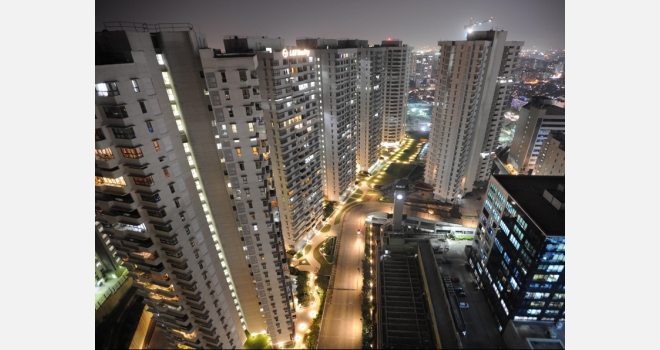 Larsen & Turbo Construction at Powai , Premium Construction by  well know construction masters.