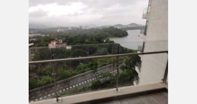 4 BHK Fully Furnished Flat in Signature Tower of Emerald Isle