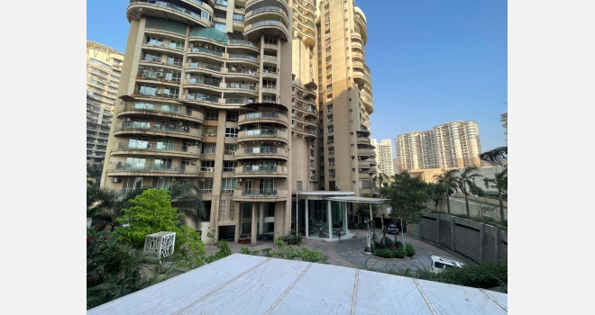 3 BHK fully interior done up flat for sale in Nahar Amrit Shakti