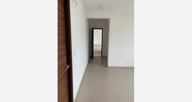 3.5 BHK for lease in Burberry Building , Nahar Amrit Shakti, Chandivali