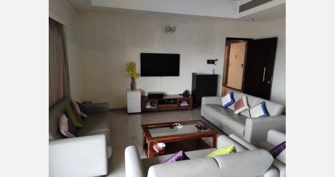 4 BHK Fully Furnished Flat in Signature Tower of Emerald Isle