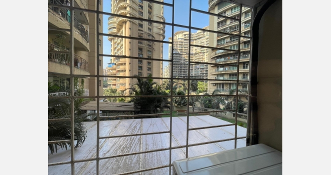 3 BHK fully interior done up flat for sale in Nahar Amrit Shakti