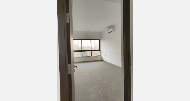 3.5BHK Premium flat for sale in vicinia project by shapoorji  pallonji ,chandivali