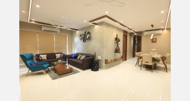 3 BHK resale flat interior done up in Hiranandani Gardens, Powai