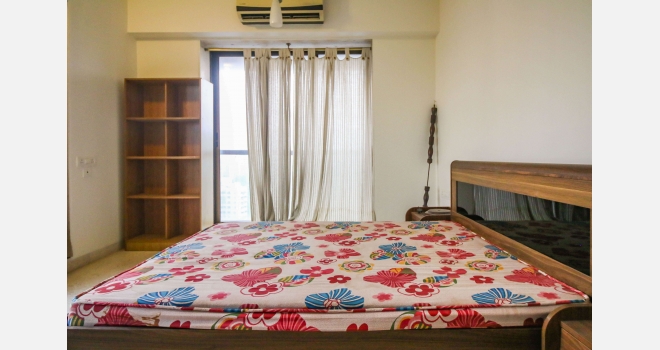 3 BHK for lease in iconic tower of Lake Front Solitaire, Powai