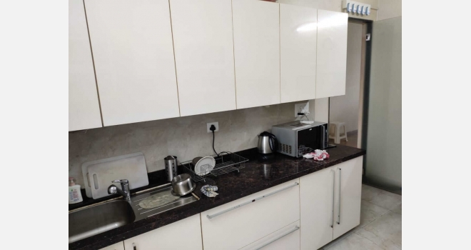 4 BHK Fully Furnished Flat in Signature Tower of Emerald Isle