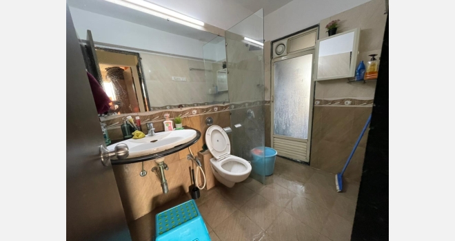 2 BHK interior done up flat for resale in Nahar Amrit Shakti, Chandivali
