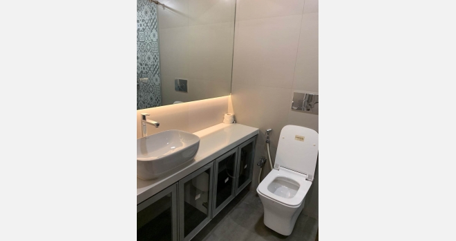 3 BHK Fully Furnished & Interior Done up flat in Yarrow Building, Chandivali