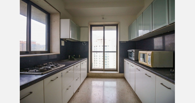 3 BHK for lease in iconic tower of Lake Front Solitaire, Powai