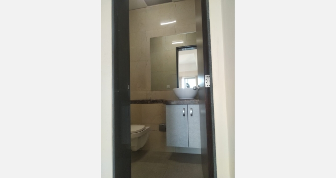 Luxurious 4 BHK flat for resale in Prestigious Signature tower, Powai