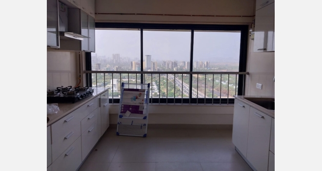 4 BHK Penthouse for lease in premium Godrej Platinum Towers, Vikhroli
