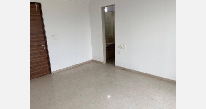 3.5 BHK for lease in Burberry Building , Nahar Amrit Shakti, Chandivali
