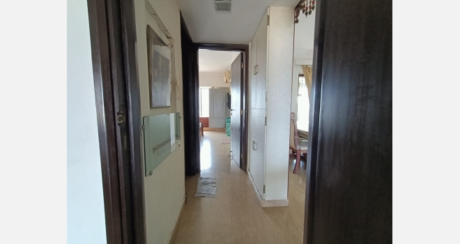 3.5 BHK with servants room for rent in Lake Homes, Lake Lucerene Building fully furnished with white goods