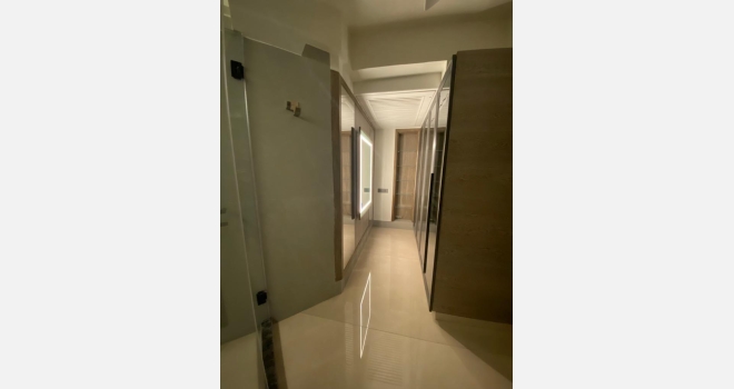4 BHK with servants room available for sale in Raj Grandeur, Powai