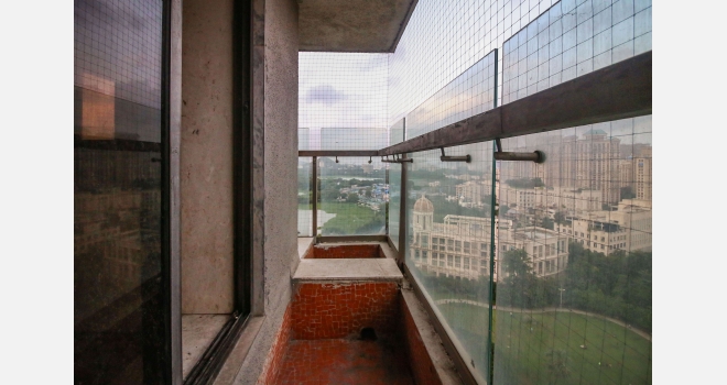 3 BHK for lease in iconic tower of Lake Front Solitaire, Powai