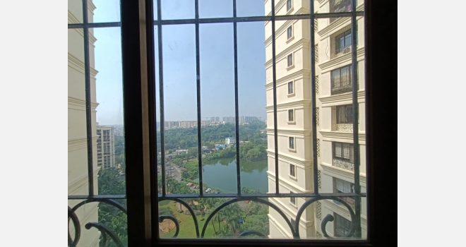 3.5 BHK with servants room for rent in Lake Homes, Lake Lucerene Building fully furnished with white goods