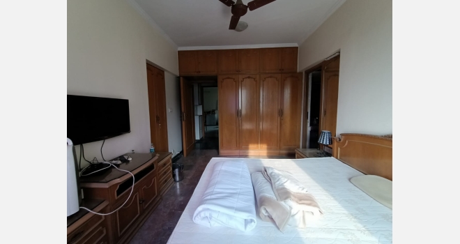 2 BHK fully furnished flat for sale in Premium tower of Hiranandani Gardens, Powai