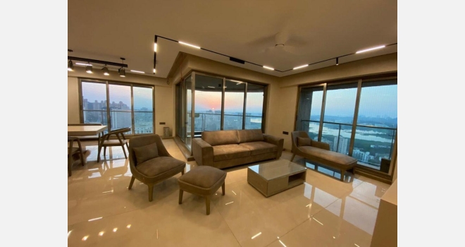 4 BHK with servants room available for sale in Raj Grandeur, Powai