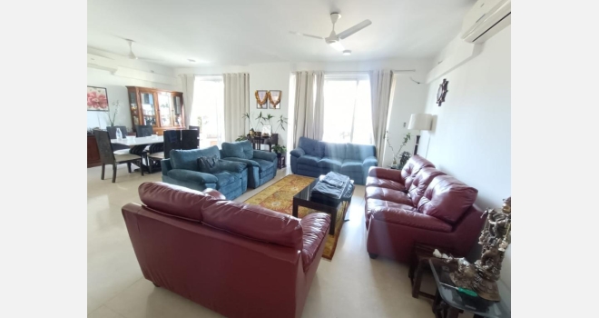 3.5 BHK with servants room for sale in Bryonny, Nahar Amrit Shakt.