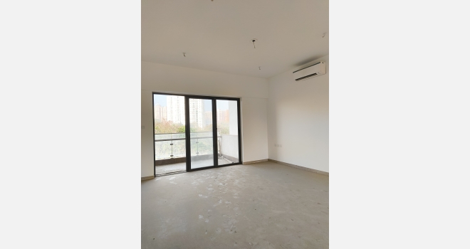 3.5BHK Premium flat for sale in vicinia project by shapoorji  pallonji ,chandivali