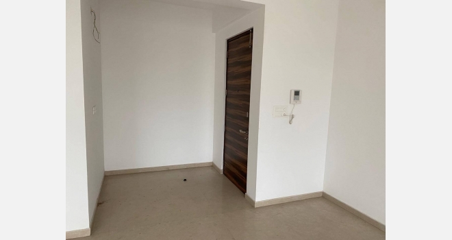 3.5 BHK for lease in Burberry Building , Nahar Amrit Shakti, Chandivali