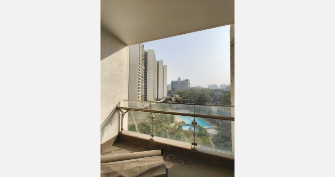 3.5BHK Premium flat for sale in vicinia project by shapoorji  pallonji ,chandivali