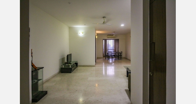 3 BHK for lease in iconic tower of Lake Front Solitaire, Powai