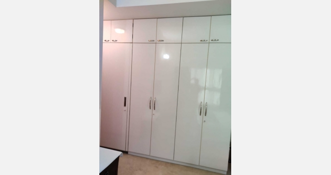 4 BHK Fully Furnished Flat in Signature Tower of Emerald Isle