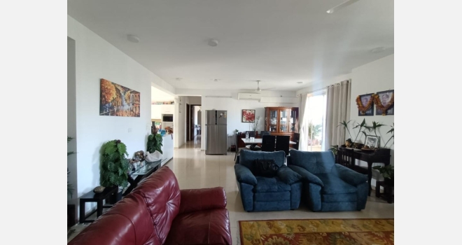 3.5 BHK with servants room for sale in Bryonny, Nahar Amrit Shakt.