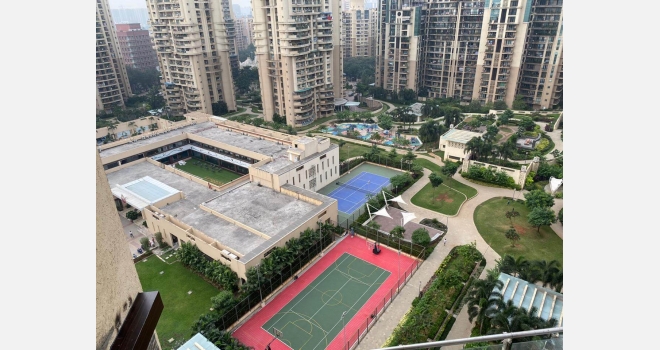 3.5 BHK for lease in Burberry Building , Nahar Amrit Shakti, Chandivali