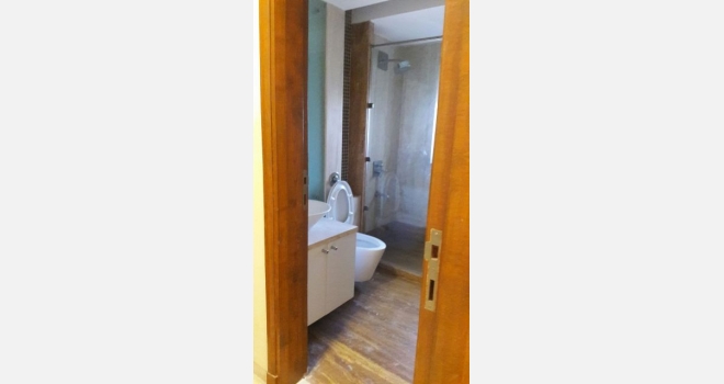 4 BHK done up flat for lease in lake superior, Lake Homes, Powai