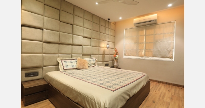 3 BHK resale flat interior done up in Hiranandani Gardens, Powai