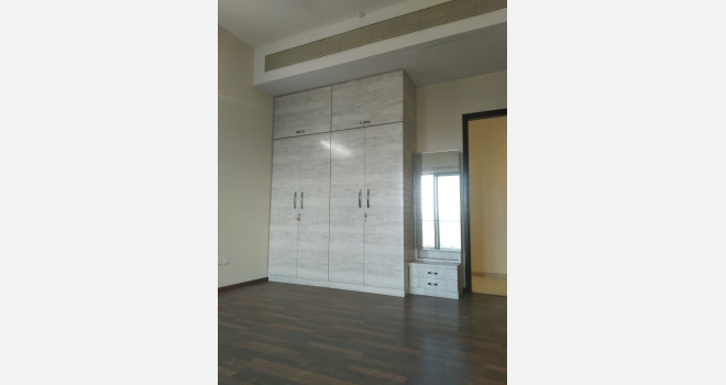 Luxurious 4 BHK flat for resale in Prestigious Signature tower, Powai