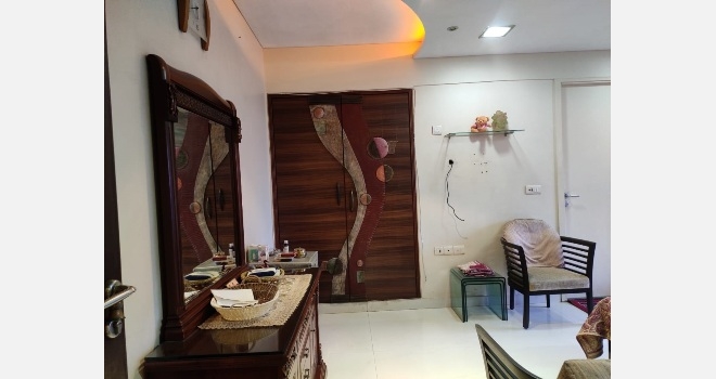 Fully Furnished 4 BHK flat for lease in Hiranandani Gardens Powai