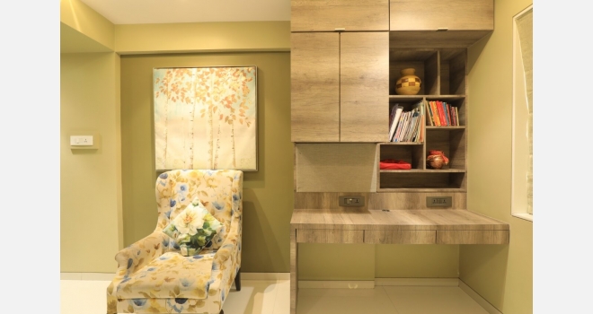 3 BHK resale flat interior done up in Hiranandani Gardens, Powai
