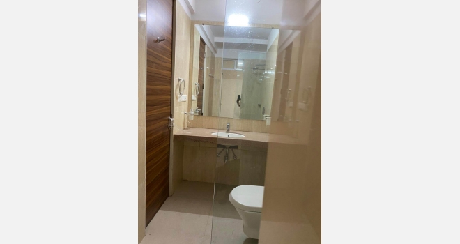 3.5 BHK for lease in Burberry Building , Nahar Amrit Shakti, Chandivali