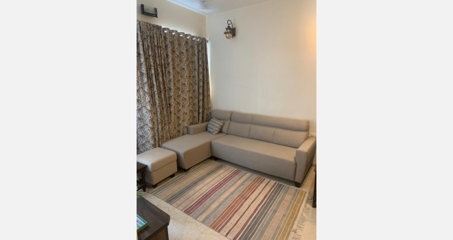 2 BHK fully furnished flat for lease in Emerald Isle