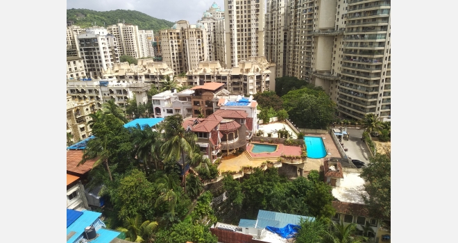 Lake View flat for sale in Powai Prime Location