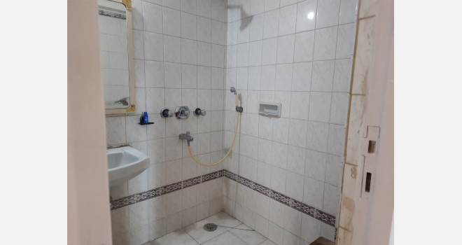 2 BHK Resale flat in Raheja Vihar Complex, Chandivali Powai