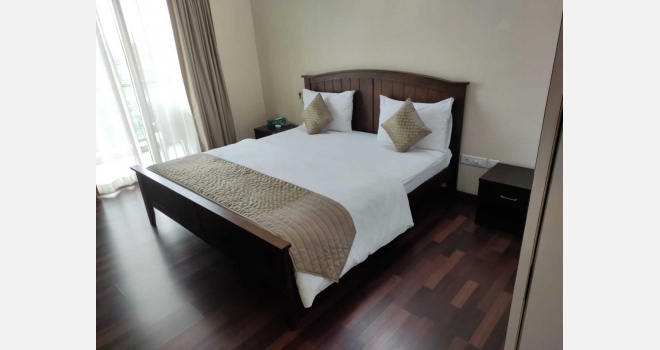 4 BHK Fully Furnished Flat in Signature Tower of Emerald Isle