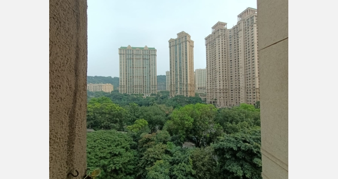2 BHK fully furnished flat for sale in Premium tower of Hiranandani Gardens, Powai