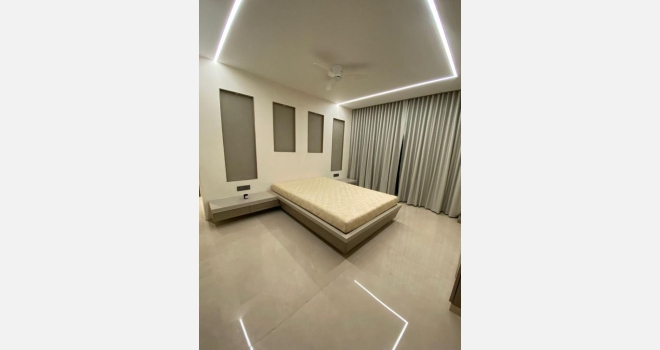4 BHK with servants room available for sale in Raj Grandeur, Powai
