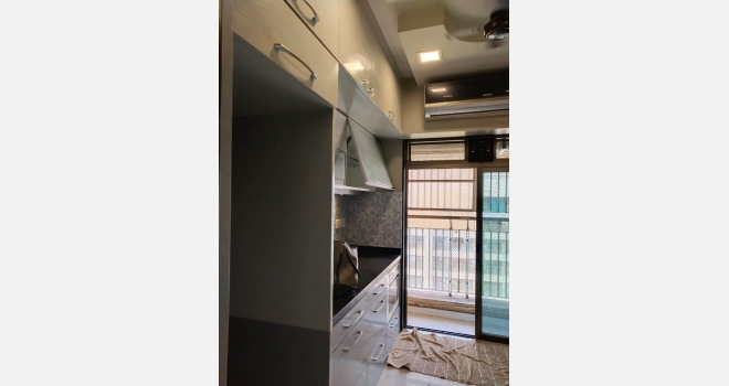 2 BHK for sale in Raheja Vista Building, Raheja Vihar Chandivali