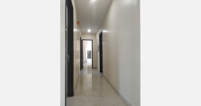 Luxurious 4 BHK flat for resale in Prestigious Signature tower, Powai