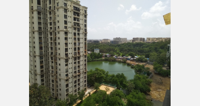 Lake View flat for sale in Powai Prime Location