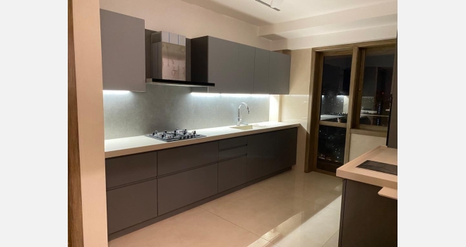 4 BHK with servants room available for sale in Raj Grandeur, Powai