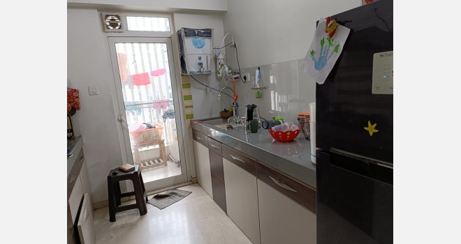 2.5 BHK semi furnished flat for lease in Godrej The Trees