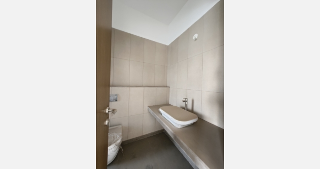 3.5BHK Premium flat for sale in vicinia project by shapoorji  pallonji ,chandivali