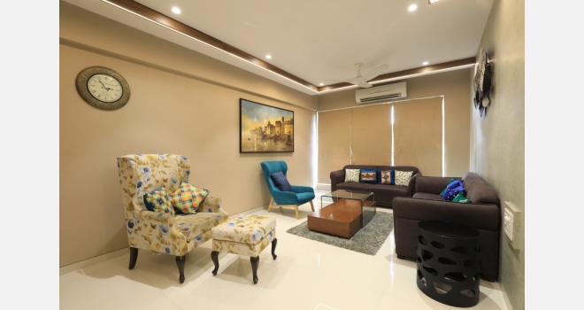 3 BHK resale flat interior done up in Hiranandani Gardens, Powai