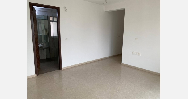 3.5 BHK for lease in Burberry Building , Nahar Amrit Shakti, Chandivali
